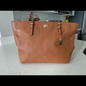 Coach tote
